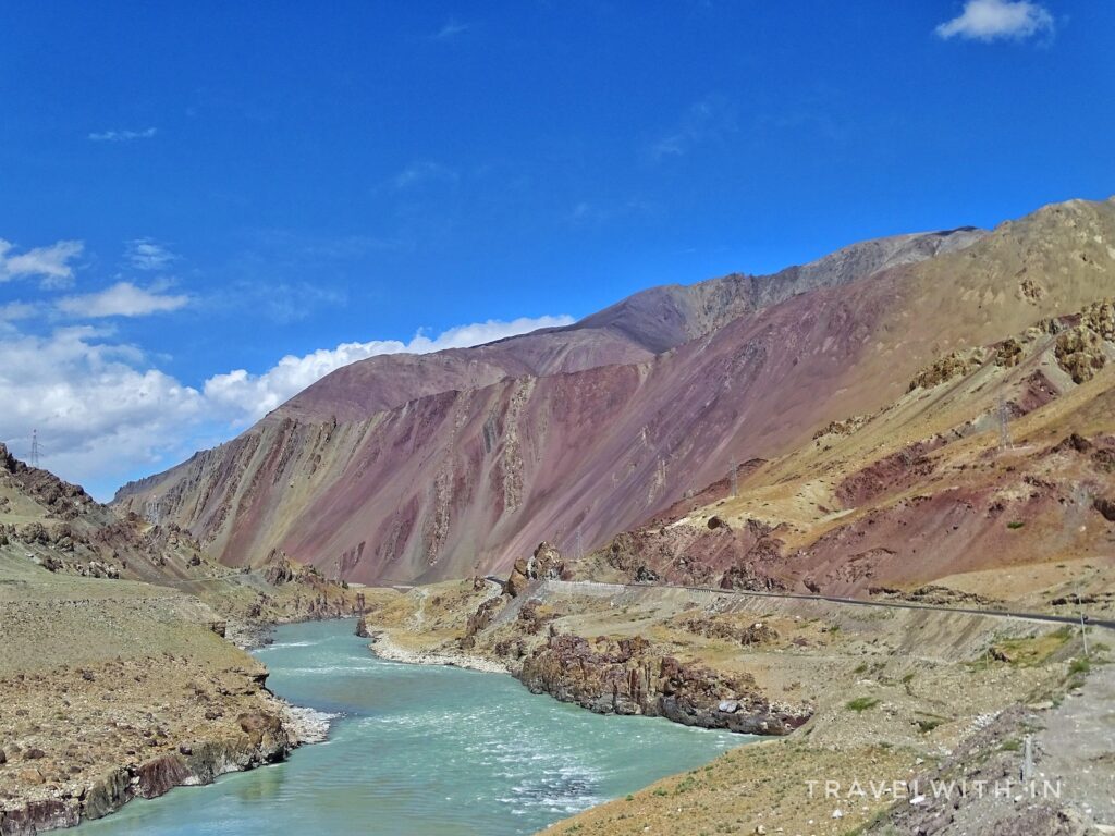 ladakh-road-trip-indus-river-travelwith